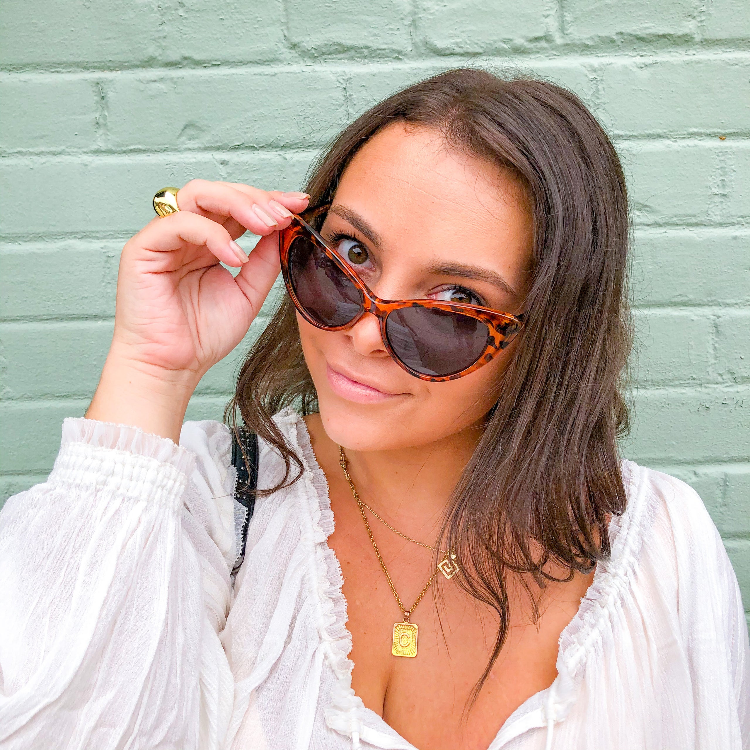 Throwing sunglasses online